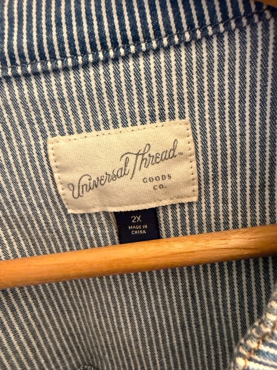 Universal Thread Blue & White Striped Shirt Jacket - Picture 3 of 4